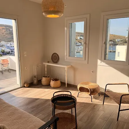 Sun Sea Loutra (Kythnos)